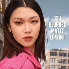 Son lì Maybelline Superstay Teddy Tint cao đến đầu gối