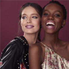 Son môi Maybelline Color Sensational Smoked Roses Stripped Rose