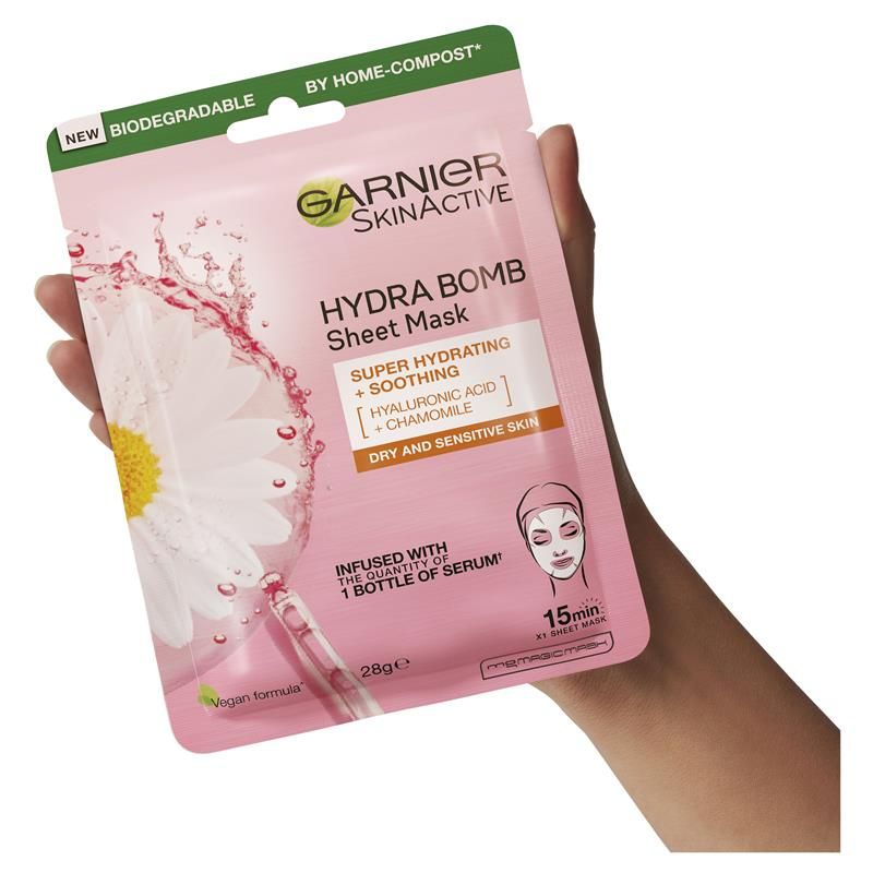 Mặt nạ giấy Garnier Hydra Bomb Hyaluronic Acid + Cúc La Mã