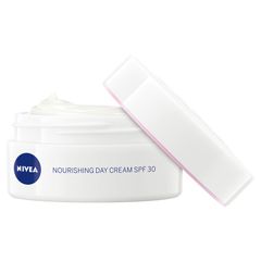 Kem dưỡng ẩm NIVEA Daily Essentials Nourishing Face Moisturiser SPF30 50ml