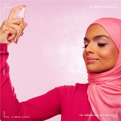 Xịt khóa lớp trang điểm NYX Marshmellow 05