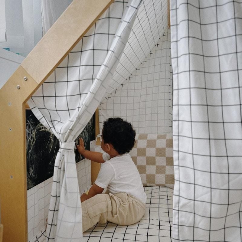 Riababy Nhà gỗ Cubby đơn sắc