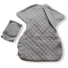 Baby Loves Sleep - 2.5 TOG Winter - Sleepy Hugs Original Warm - Cool Grey 6-12M