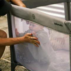 Cũi di động/sân chơi tiêu chuẩn babystudio - Xám pha 1 chiếc