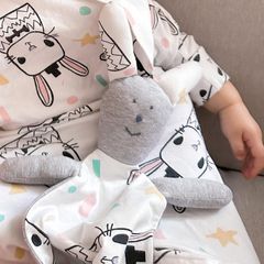 Baby Loves Sleep - Chăn bông Bunny Hugs Baby - Xám mát 1 mảnh