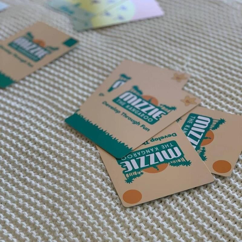 Bộ quà tặng cho trẻ mới biết đi Mizzie The Kangaroo Mizzie Little Solver