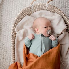 Khăn quấn hữu cơ Zoe Sage Savannah Rust 1 miếng