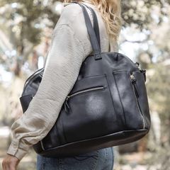 Túi tã Hannah & Henry Chelsea Convertible màu đen