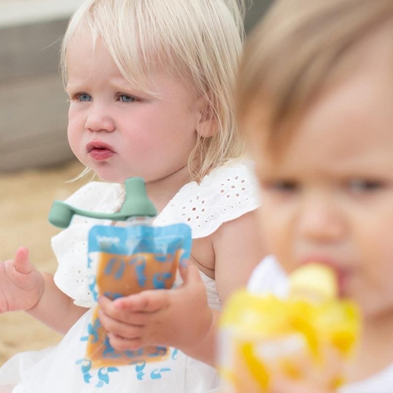 Bộ thìa và vòi đựng thức ăn cho bé Cherub - Bộ màu xanh lam và xanh lá cây xô thơm