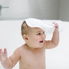 Khăn trùm đầu Little Bamboo & Máy giặt - Bộ sản phẩm tự nhiên