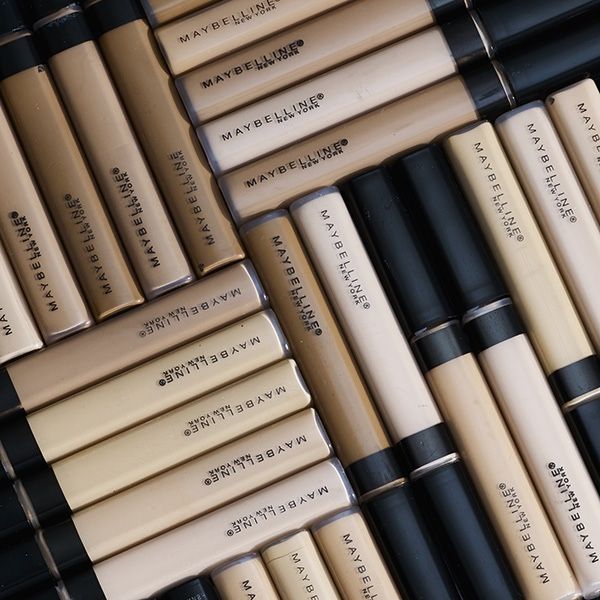 Kem che khuyết điểm Maybelline Fit Me Natural Coverage - Nhẹ