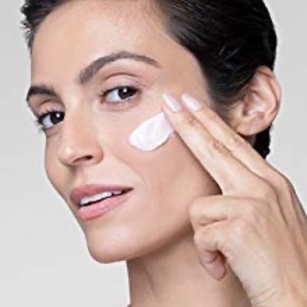 Kem dưỡng ẩm mắt L'Oreal Paris Revitalift 15ml
