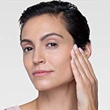 Kem dưỡng da ban ngày không mùi Loreal Paris Revitalift Classic 50ml
