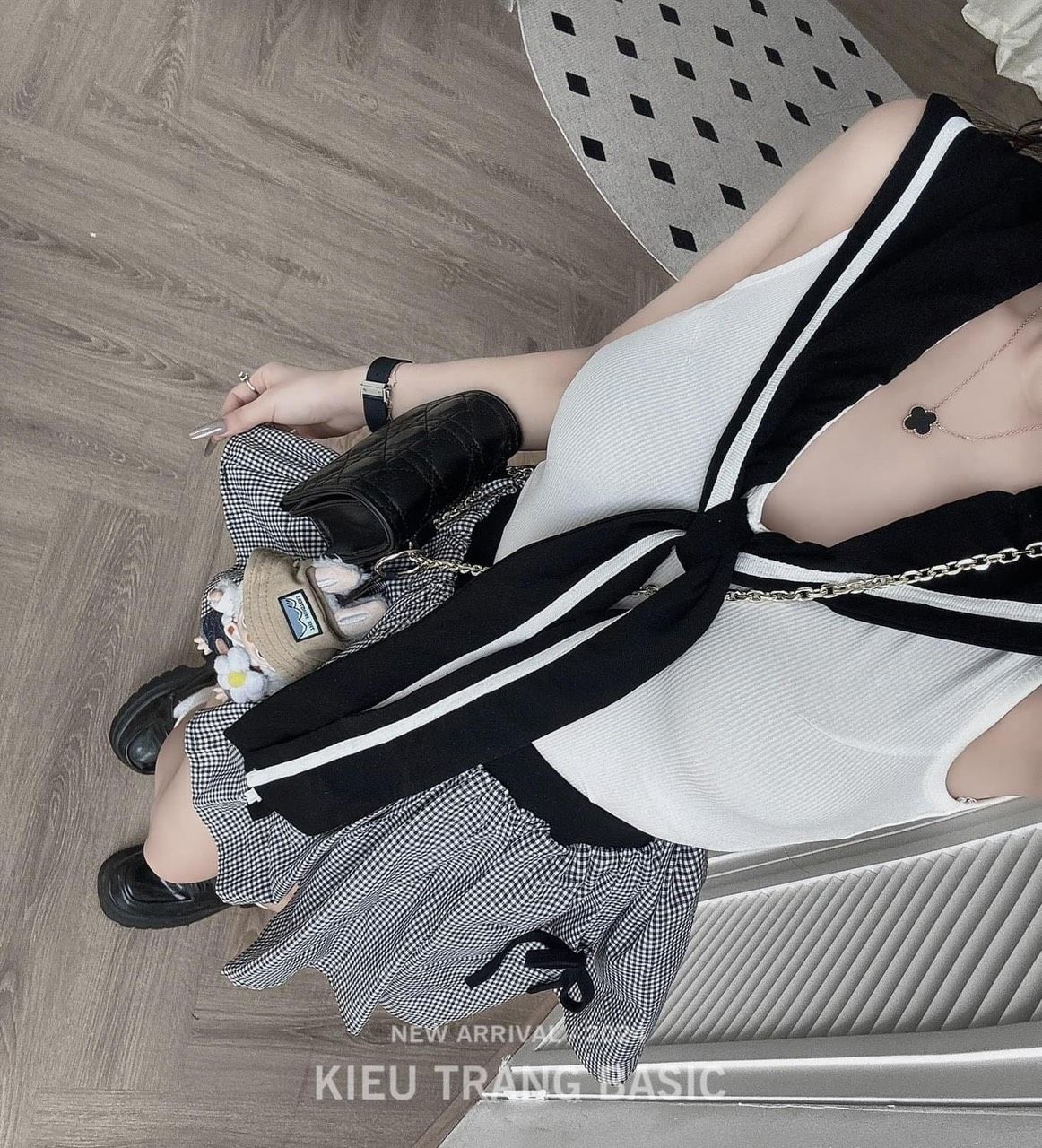  B99-set áo váy thuỷ thủ chân váy kẻ siu hot hit 