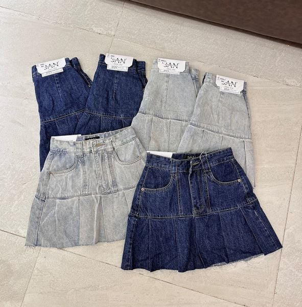  B96-Chân váy jean xếp li có lót trong 
