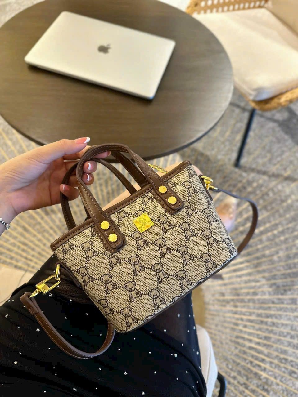  B119-Túi xách nữ làn gấu mini phong cách dễ thương đi học đi làm đi chơi✅size 17cm 