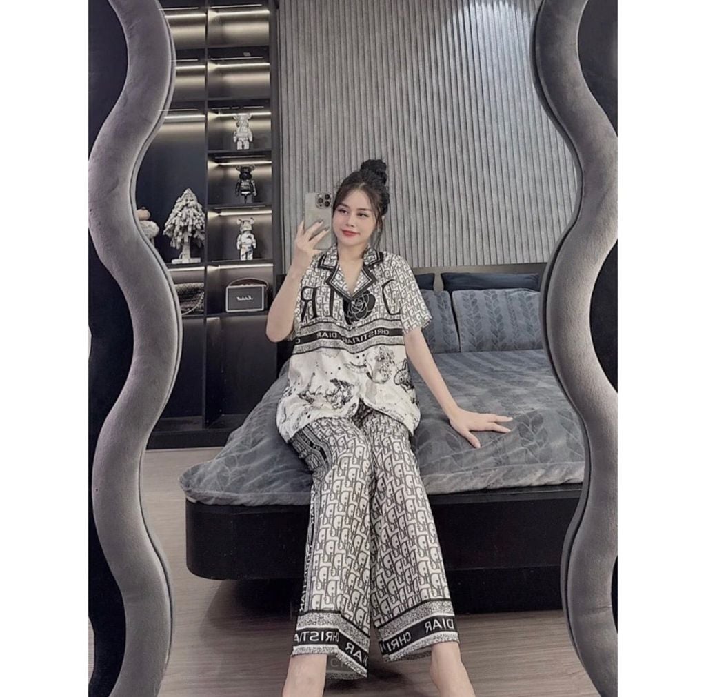  Bộ lụa quần lửng Christian Dior C91 