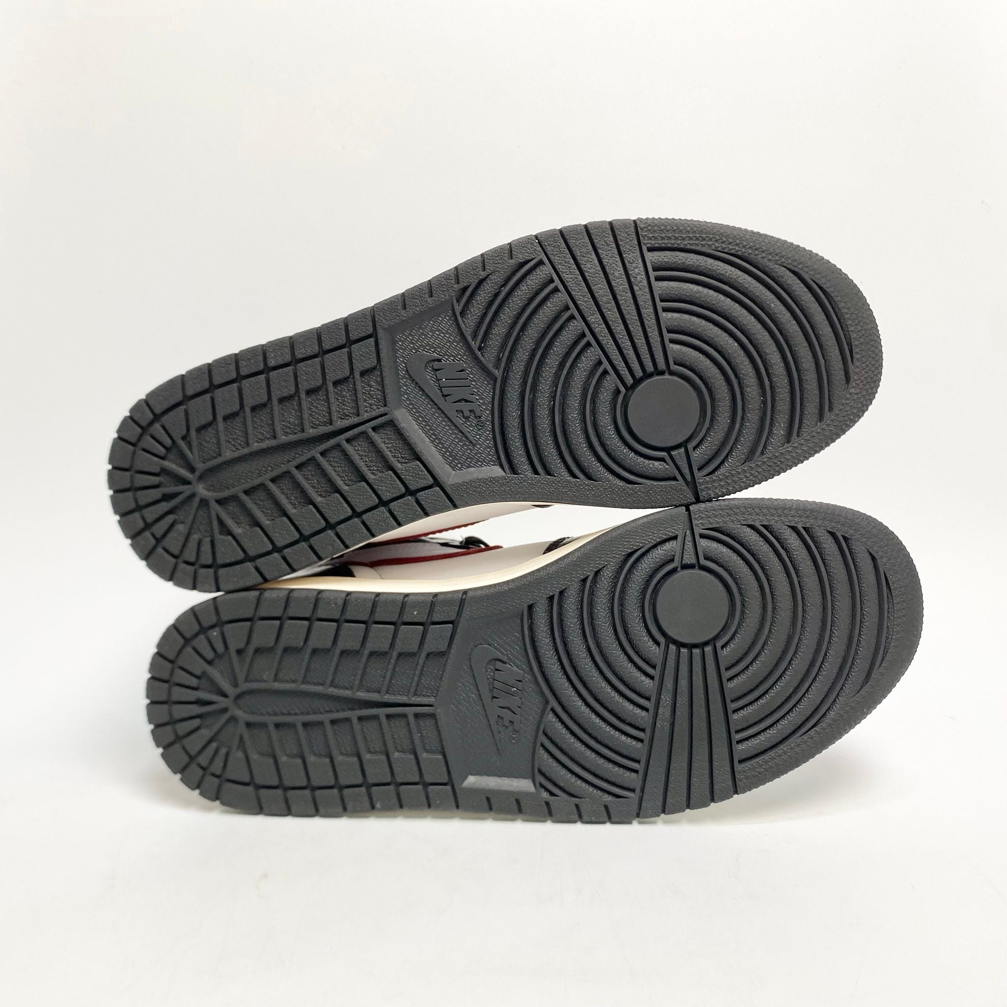  NIKE AIR JORDAN 1 RETRO HIGH BLACK GYM RED 555088-061 