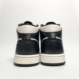  NIKE AIR JORDAN 1 MID SE CARBON FIBER DD1649-001 
