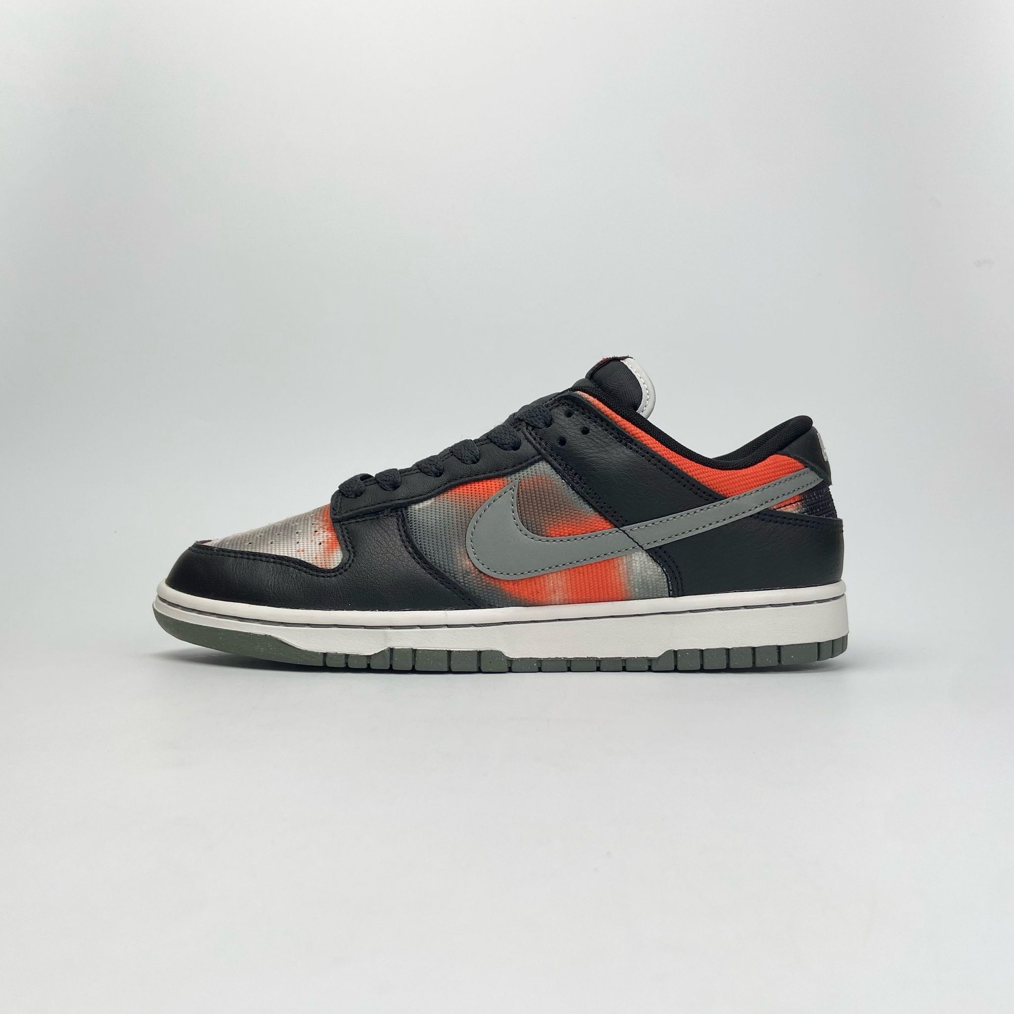  NIKE DUNK LOW BLACK GRAFFITI RED DM0108-001 
