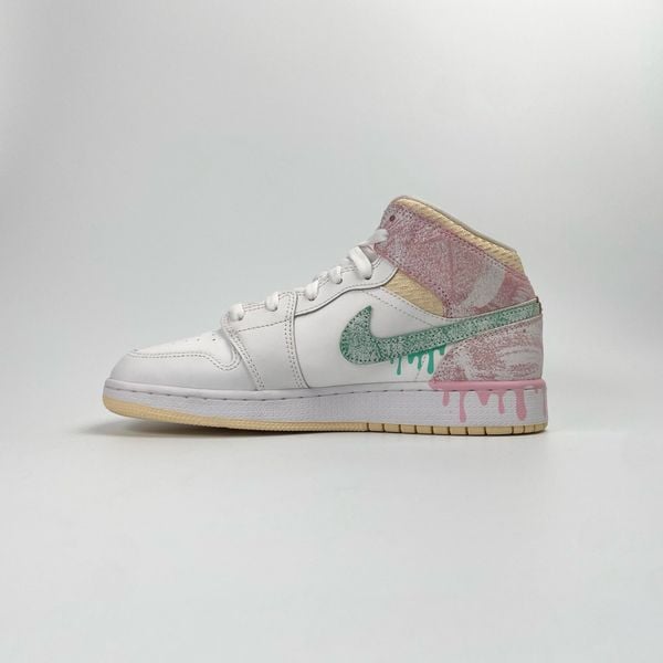  NIKE AIR JORDAN 1 MID FEATURES PAINT DRIP DD1666-100 