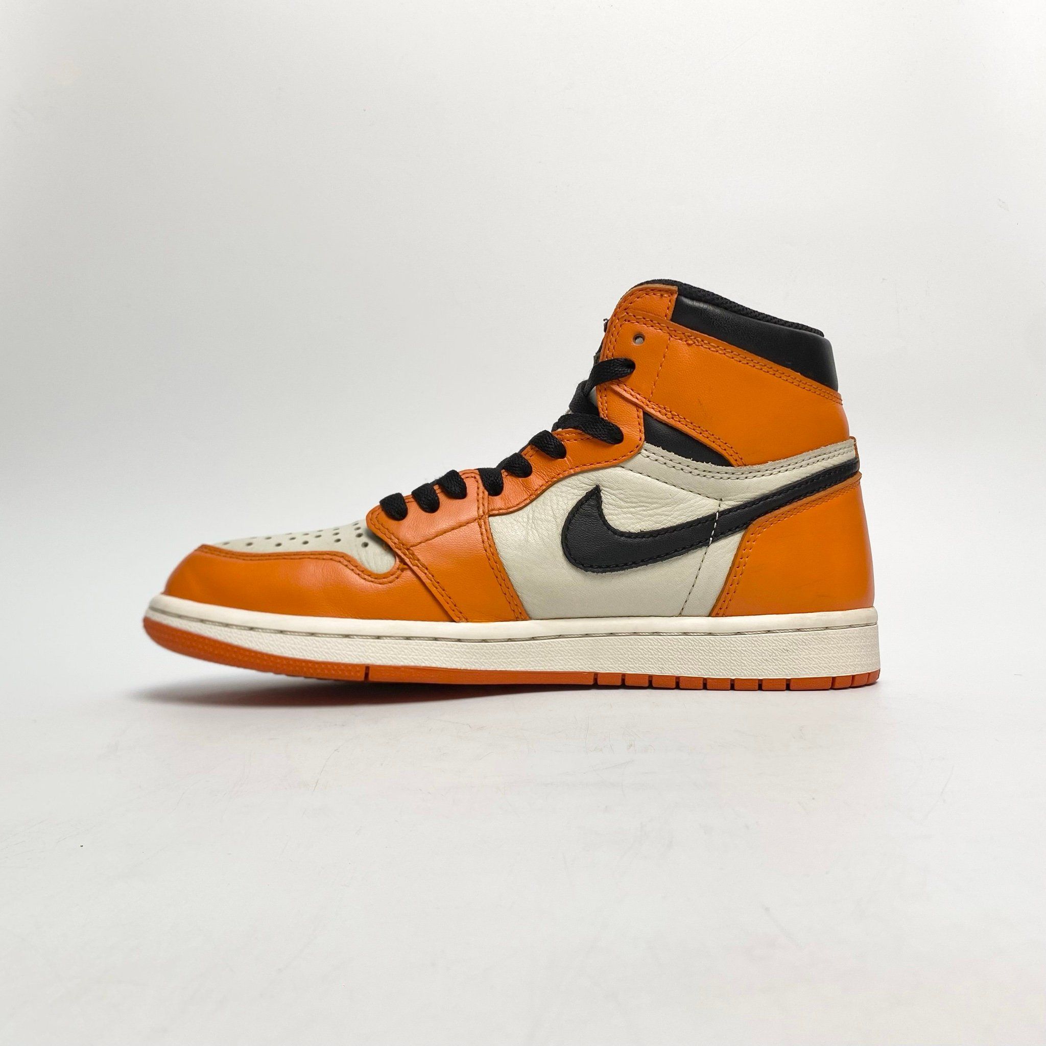  NIKE AIR JORDAN 1 RETRO HIGH OG SHATTERED BACKBOARD AWAY 555088-113 