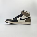  NIKE AIR JORDAN 1 RETRO HIGH OG DARK MOCHA 555088-105 