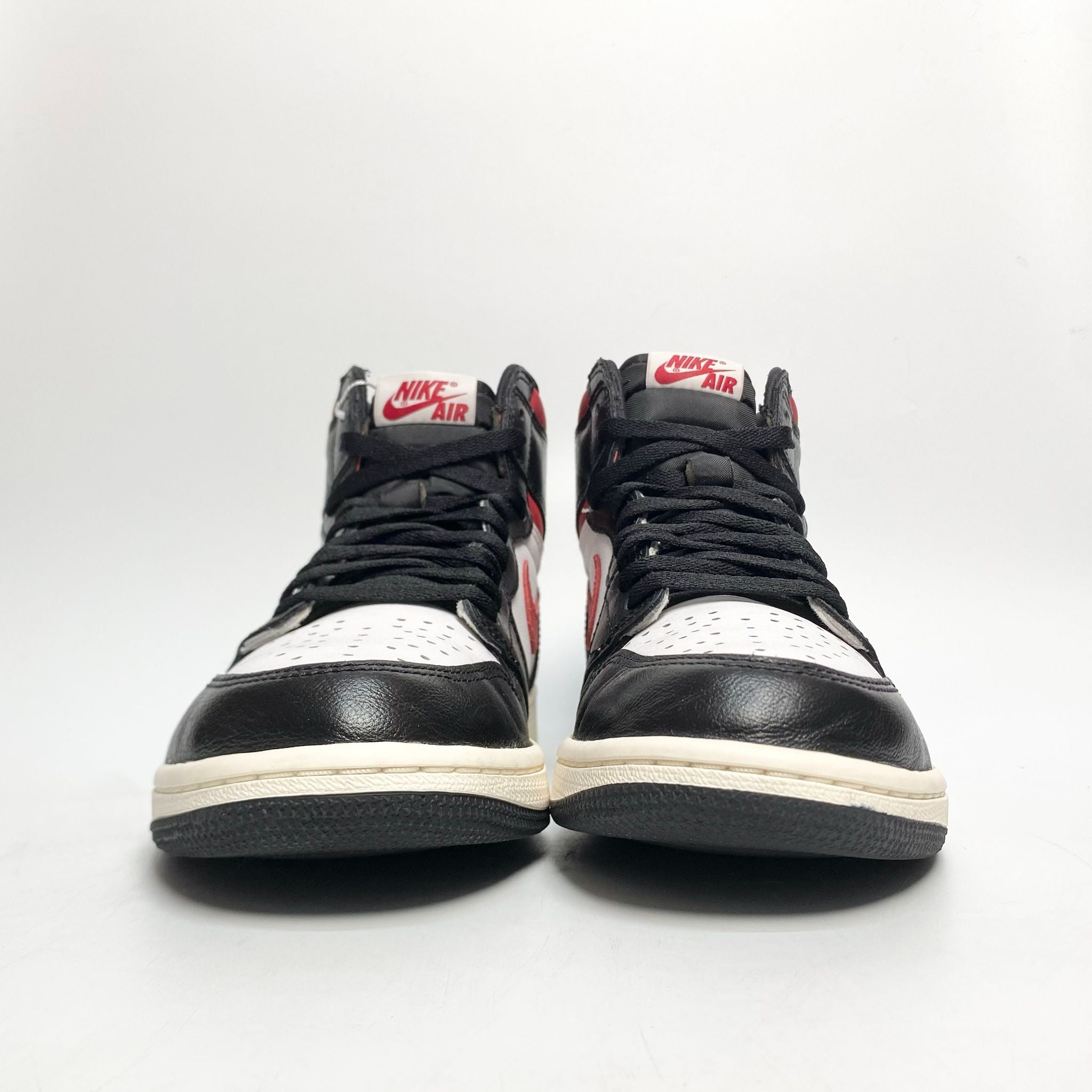  NIKE AIR JORDAN 1 RETRO HIGH BLACK GYM RED 555088-061 