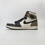  NIKE AIR JORDAN 1 RETRO HIGH OG DARK MOCHA 555088-105 