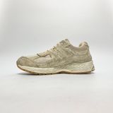  NEW BALANCE 2002R PROTECTION PACK DISTRESSED M2002RDG 