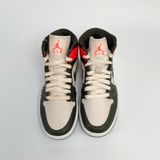  NIKE JORDAN 1 MID SE NEWSPRINT -  DQ6078-100 