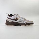  NIKE ZOOM FIELD JAXX X TRAVIS SCOTT LIGHT CHOCOLATE HQ3073-100 