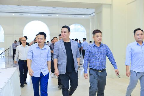  LỄ CÔNG BỐ NHÀ TÀI TRỢ VÀNG PHÁT SÓNG UEFA EURO 2024 