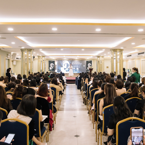  Tầng 1 | Sảnh Hoa Cỏ May 