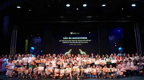  LỄ VINH DANH HỌC SINH CÓ THÀNH TÍCH NỔI BẬT 