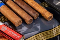 Combo Cigar Trải Nghiệm Số 1 - Combo Xì Gà Ring Nhỏ Nhẹ Nhàng