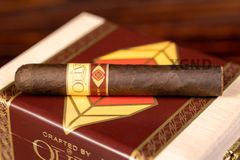 Xì Gà Crafted by Oliva Robusto Maduro - Cigar Chính Hãng