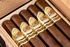 Xì Gà Neonlis Nuevo Mundo San Salvador - Cigar Chính Hãng