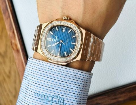  Đồng hồ Carnival 8108G-VH-X 