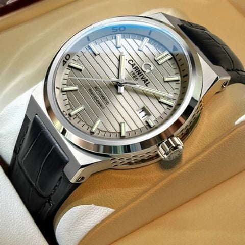  Đồng hồ Carnival 8106G-VT-DD-N 