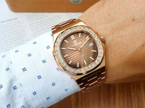  Đồng hồ Carnival 8108G-VH-N 