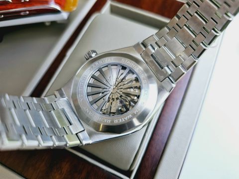  Đồng hồ Carnival 8107G-VT-N 