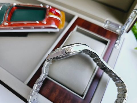  Đồng hồ Carnival 8107G-VT-N 