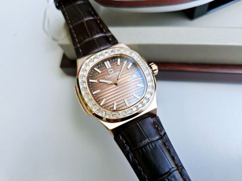  Đồng hồ Carnival 8108G-VH-DD-N 