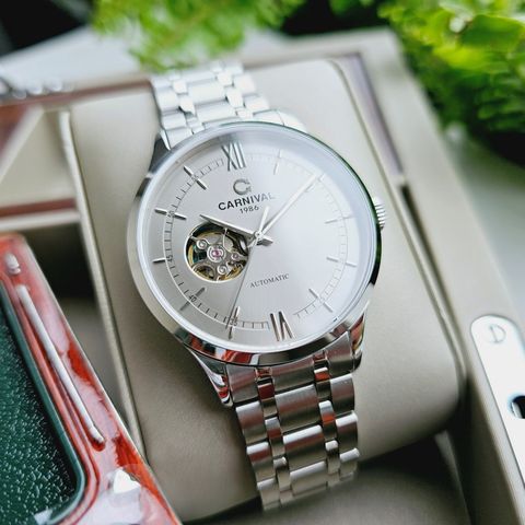  Đồng hồ Carnival 8093G-VT-T 