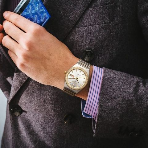  Đồng hồ Carnival 8581G-CV-T 