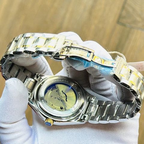  Đồng hồ Carnival 8889G-CV-CD-V 