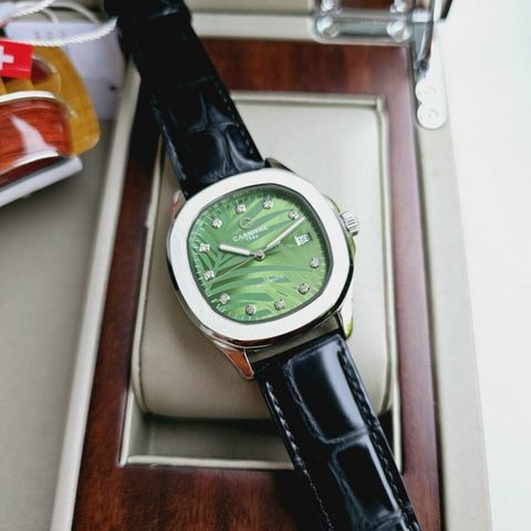  Đồng hồ Carnival 8115G-VT-DD-XL 