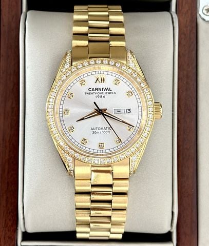  Đồng hồ Carnival 8907G-VV-T 