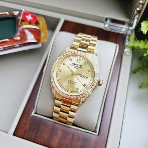  Đồng hồ Carnival 8907G-VV-V 